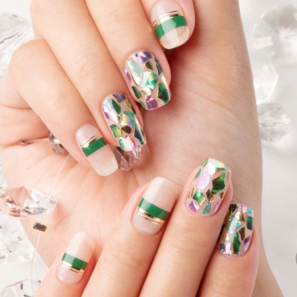 3 diffetent setsSplatter design nail polish strips